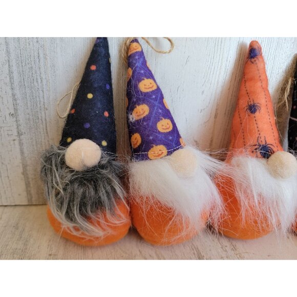 Halloween miniature plush gnome spider ornament set - Picture 2 of 7